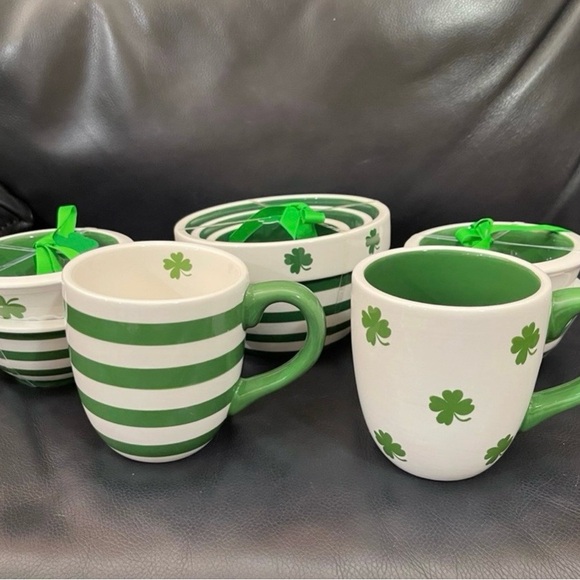 Terramoto Lucky Irish Shamrock Clover Nested Bowls, Set of 3 - Picture 11 of 11